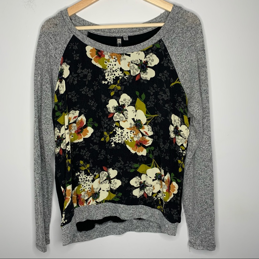 Kut from the Kloth Top LongSleeve Floral Womens Size Medium